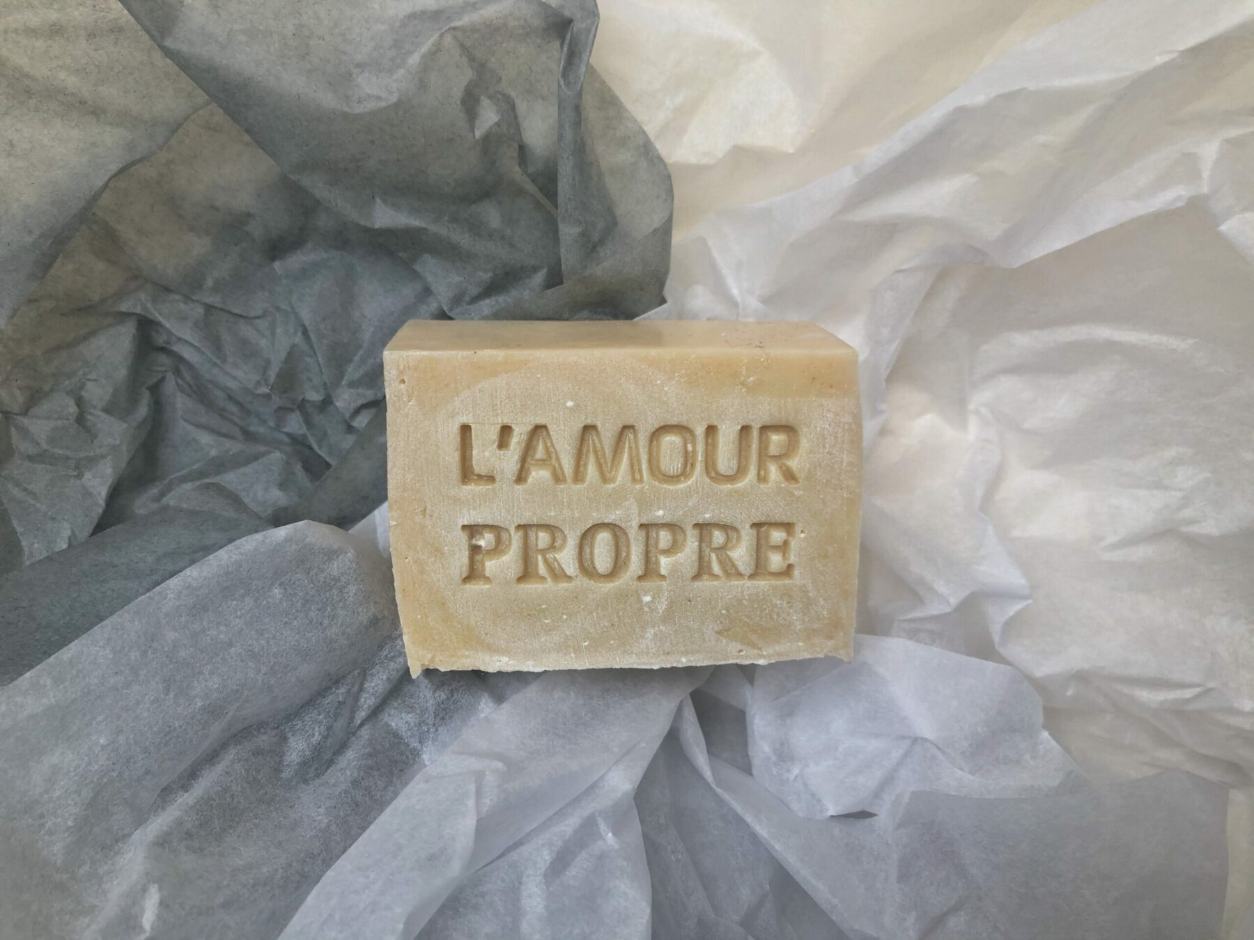 IMG 4770 scaled e1664979015785 - L'amour propre-savons -